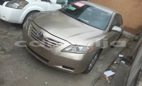 Acheter Occasion Voiture Toyota Camry Marron à Lagos, État de Lagos