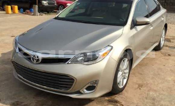 Buy Used Toyota Avalon Silver Car in Lagos in Lagos State