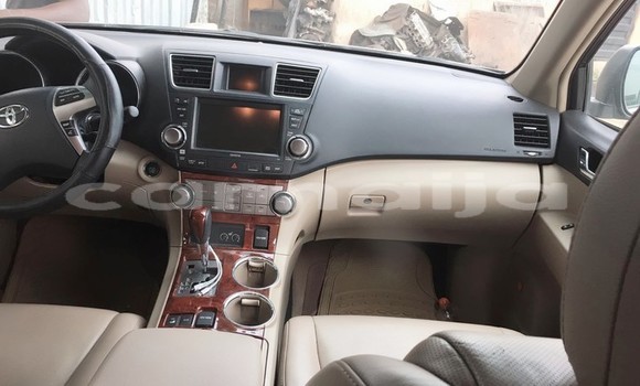 Acheter Occasion Voiture Toyota Highlander Noir à Lagos, État de Lagos Acheter Occasion Voiture Toyota Highlander Noir à Lagos, État de Lagos