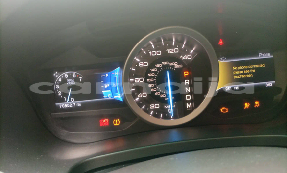 Acheter Import Voiture FORD MUSTANG Blanc à Lagos, État de Lagos Acheter Import Voiture FORD MUSTANG Blanc à Lagos, État de Lagos