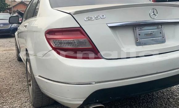 Acheter Occasion Voiture Mercedes-Benz C–Class Blanc à Lagos, État de Lagos Acheter Occasion Voiture Mercedes-Benz C–Class Blanc à Lagos, État de Lagos