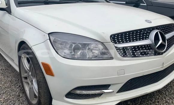 Acheter Occasion Voiture Mercedes-Benz C–Class Blanc à Lagos, État de Lagos Acheter Occasion Voiture Mercedes-Benz C–Class Blanc à Lagos, État de Lagos