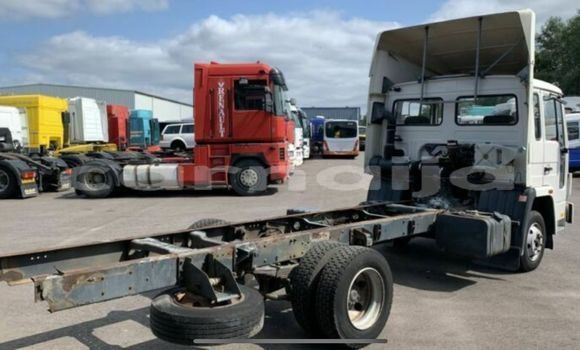 Acheter Import Utilitaire Volvo F4 Blanc à Apapa, État de Lagos Acheter Import Utilitaire Volvo F4 Blanc à Apapa, État de Lagos