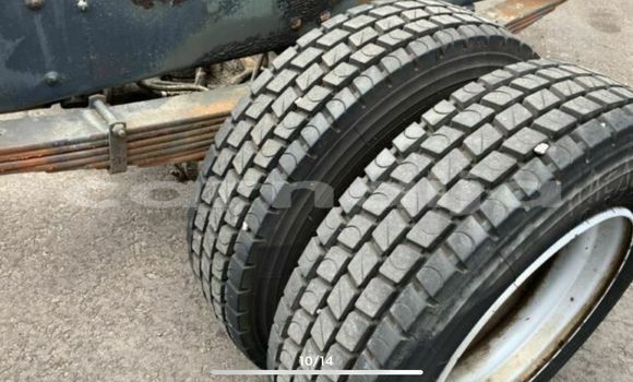 Acheter Import Utilitaire Volvo F4 Blanc à Apapa, État de Lagos Acheter Import Utilitaire Volvo F4 Blanc à Apapa, État de Lagos