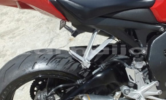 Acheter Occasion Moto Honda CBR 1000 RR Rouge à Benin City, Edo Acheter Occasion Moto Honda CBR 1000 RR Rouge à Benin City, Edo