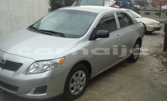 Buy Used Toyota Camry Silver Car in Lagos in Lagos State Buy Used Toyota Camry Silver Car in Lagos in Lagos State