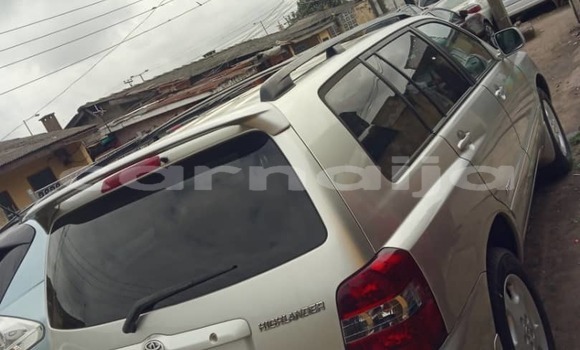 Buy Used Toyota Highlander Silver Car in Lagos in Lagos State Buy Used Toyota Highlander Silver Car in Lagos in Lagos State