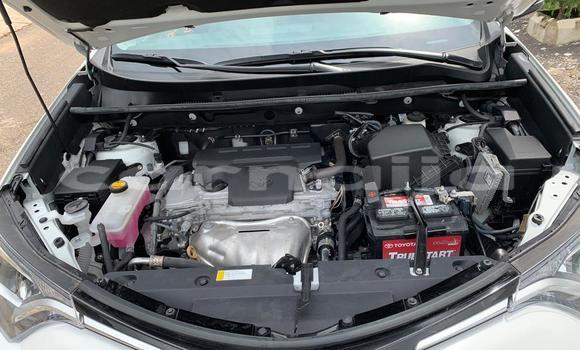 Acheter Occasion Voiture Toyota RAV4 Blanc à Lagos, État de Lagos Acheter Occasion Voiture Toyota RAV4 Blanc à Lagos, État de Lagos