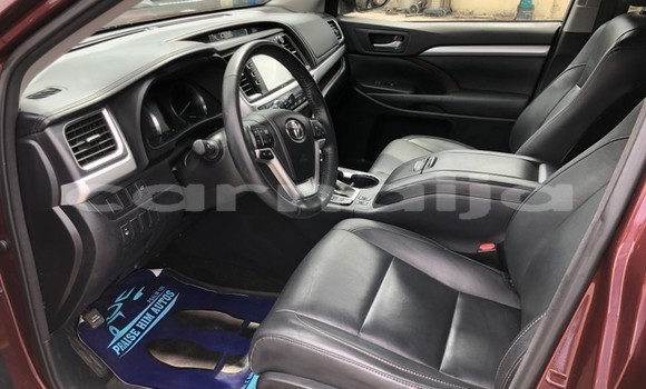 Acheter Occasion Voiture Toyota Highlander Rouge à Lagos, État de Lagos Acheter Occasion Voiture Toyota Highlander Rouge à Lagos, État de Lagos