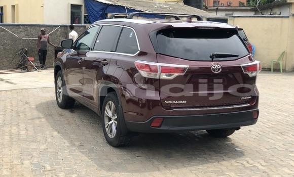 Acheter Occasion Voiture Toyota Highlander Rouge à Lagos, État de Lagos Acheter Occasion Voiture Toyota Highlander Rouge à Lagos, État de Lagos