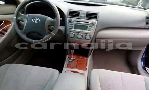 Acheter Import Voiture Toyota Camry Bleu à Beau, Rivières Acheter Import Voiture Toyota Camry Bleu à Beau, Rivières