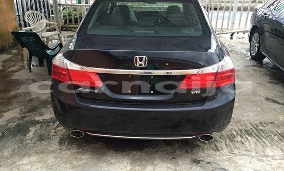 Acheter Occasion Voiture Honda Accord Noir à Lagos, État de Lagos Acheter Occasion Voiture Honda Accord Noir à Lagos, État de Lagos