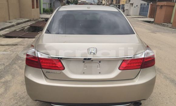 Acheter Occasion Voiture Honda Accord Marron à Lagos, État de Lagos Acheter Occasion Voiture Honda Accord Marron à Lagos, État de Lagos
