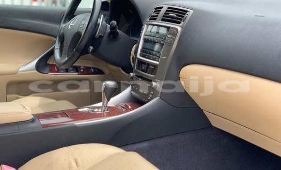 Buy Used Lexus IS White Car in Agbor in Delta State Buy Used Lexus IS White Car in Agbor in Delta State