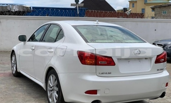 Buy Used Lexus IS White Car in Agbor in Delta State Buy Used Lexus IS White Car in Agbor in Delta State