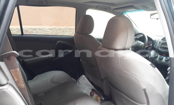 Acheter Occasion Voiture Toyota RAV4 Marron à Lagos, État de Lagos Acheter Occasion Voiture Toyota RAV4 Marron à Lagos, État de Lagos