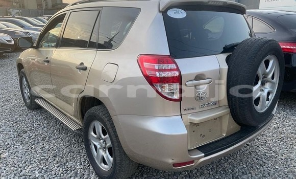 Acheter Occasion Voiture Toyota RAV4 Marron à Lagos, État de Lagos Acheter Occasion Voiture Toyota RAV4 Marron à Lagos, État de Lagos