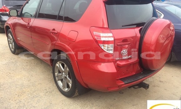 Acheter Occasion Voiture Toyota RAV4 Rouge à Lagos, État de Lagos Acheter Occasion Voiture Toyota RAV4 Rouge à Lagos, État de Lagos