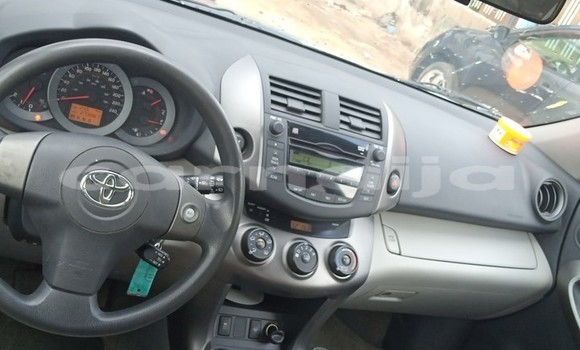 Acheter Occasion Voiture Toyota RAV4 Gris à Lagos, État de Lagos Acheter Occasion Voiture Toyota RAV4 Gris à Lagos, État de Lagos