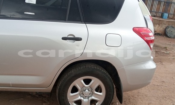 Acheter Occasion Voiture Toyota RAV4 Gris à Lagos, État de Lagos Acheter Occasion Voiture Toyota RAV4 Gris à Lagos, État de Lagos