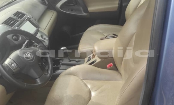 Buy Used Toyota RAV4 Beige Car in Lagos in Lagos State Buy Used Toyota RAV4 Beige Car in Lagos in Lagos State