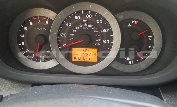 Buy Used Toyota RAV4 Beige Car in Lagos in Lagos State Buy Used Toyota RAV4 Beige Car in Lagos in Lagos State