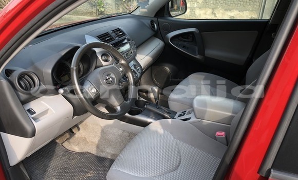 Acheter Occasion Voiture Toyota RAV4 Rouge à Lagos, État de Lagos Acheter Occasion Voiture Toyota RAV4 Rouge à Lagos, État de Lagos