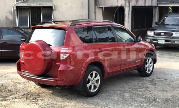 Acheter Occasion Voiture Toyota RAV4 Rouge à Lagos, État de Lagos Acheter Occasion Voiture Toyota RAV4 Rouge à Lagos, État de Lagos