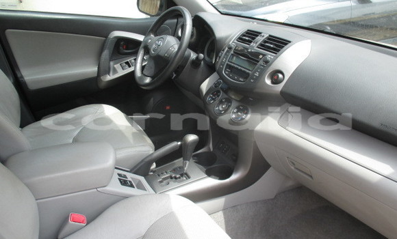Buy Used Toyota RAV4 Silver Car in Lagos in Lagos State Buy Used Toyota RAV4 Silver Car in Lagos in Lagos State