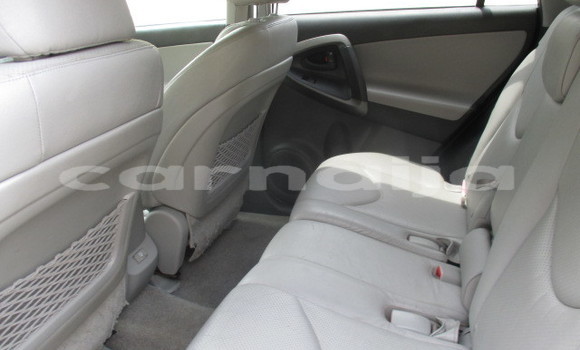 Buy Used Toyota RAV4 Silver Car in Lagos in Lagos State Buy Used Toyota RAV4 Silver Car in Lagos in Lagos State