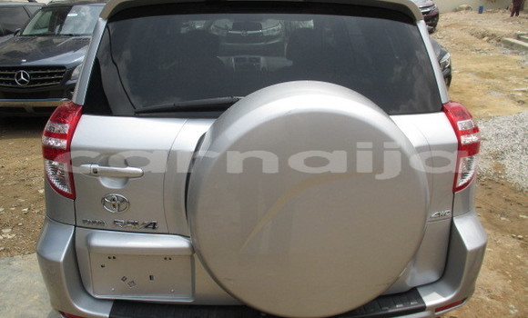 Buy Used Toyota RAV4 Silver Car in Lagos in Lagos State Buy Used Toyota RAV4 Silver Car in Lagos in Lagos State