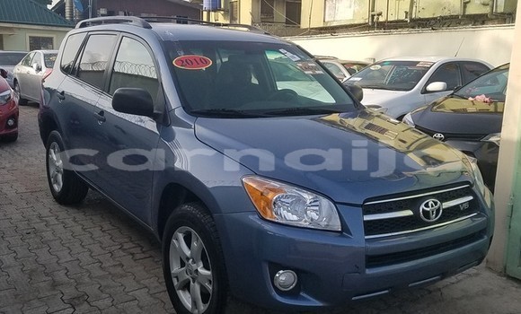 Acheter Occasion Voiture Toyota RAV4 Beige à Lagos, État de Lagos Acheter Occasion Voiture Toyota RAV4 Beige à Lagos, État de Lagos