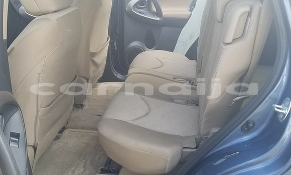 Acheter Occasion Voiture Toyota RAV4 Beige à Lagos, État de Lagos Acheter Occasion Voiture Toyota RAV4 Beige à Lagos, État de Lagos