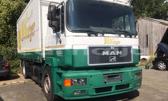 Acheter Occasion Utilitaire Man Silent Vert à Ville de Festac, État de Lagos Acheter Occasion Utilitaire Man Silent Vert à Ville de Festac, État de Lagos