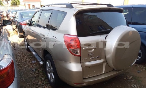 Acheter Occasion Voiture Toyota RAV4 Gris à Awka, État d'Anambra Acheter Occasion Voiture Toyota RAV4 Gris à Awka, État d'Anambra