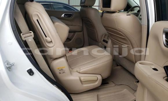 Acheter Neuf Voiture Nissan Pathfinder Blanc à Badagry, État de Lagos Acheter Neuf Voiture Nissan Pathfinder Blanc à Badagry, État de Lagos