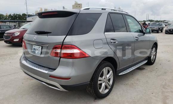 Acheter Neuf Voiture Mercedes-Benz ML–Class Autre à Badagry, État de Lagos Acheter Neuf Voiture Mercedes-Benz ML–Class Autre à Badagry, État de Lagos