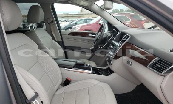 Acheter Neuf Voiture Mercedes-Benz ML–Class Autre à Badagry, État de Lagos Acheter Neuf Voiture Mercedes-Benz ML–Class Autre à Badagry, État de Lagos