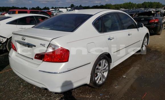 Acheter Neuf Voiture Infiniti M Blanc à Badagry, État de Lagos Acheter Neuf Voiture Infiniti M Blanc à Badagry, État de Lagos