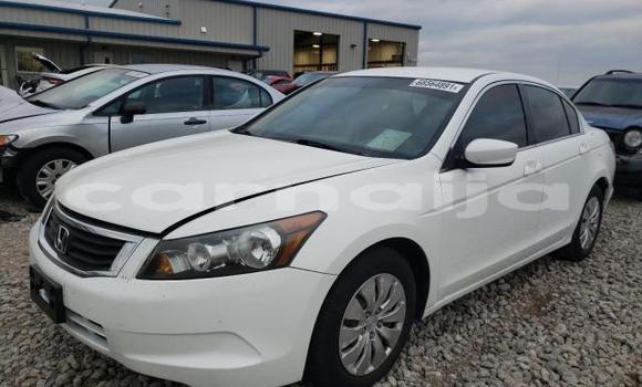 Acheter Neuf Voiture Honda Accord Blanc à Badagry, État de Lagos Acheter Neuf Voiture Honda Accord Blanc à Badagry, État de Lagos