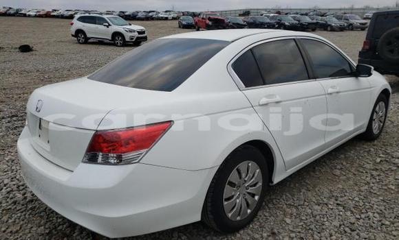 Acheter Neuf Voiture Honda Accord Blanc à Badagry, État de Lagos Acheter Neuf Voiture Honda Accord Blanc à Badagry, État de Lagos