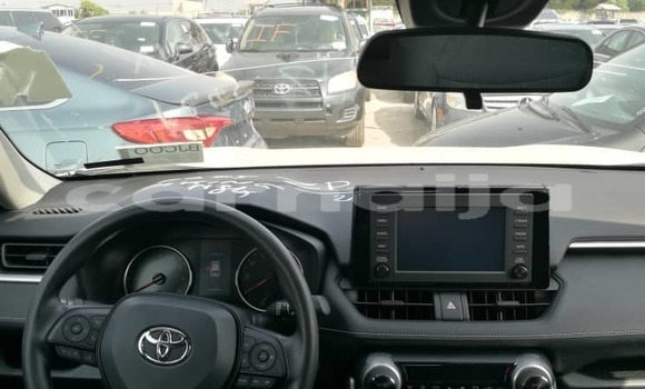 Buy Used Toyota RAV4 White Car in Lagos in Lagos State Buy Used Toyota RAV4 White Car in Lagos in Lagos State