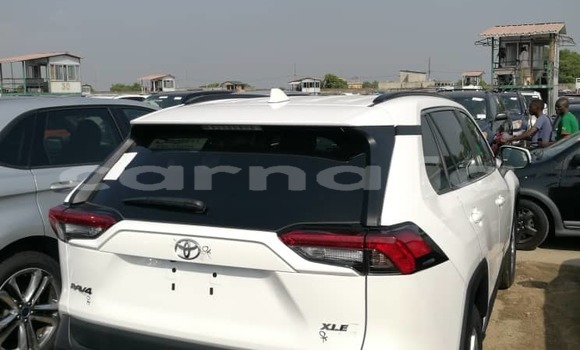 Acheter Occasion Voiture Toyota RAV4 Blanc à Lagos, État de Lagos Acheter Occasion Voiture Toyota RAV4 Blanc à Lagos, État de Lagos