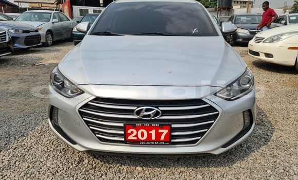 Buy Used Hyundai Elantra White Car in Lagos in Lagos State