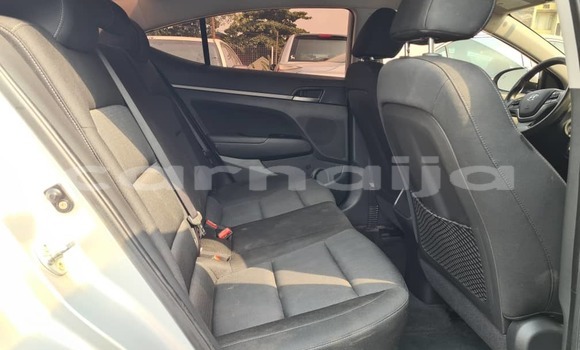 Acheter Occasion Voiture Hyundai Elantra Blanc à Lagos, État de Lagos Acheter Occasion Voiture Hyundai Elantra Blanc à Lagos, État de Lagos