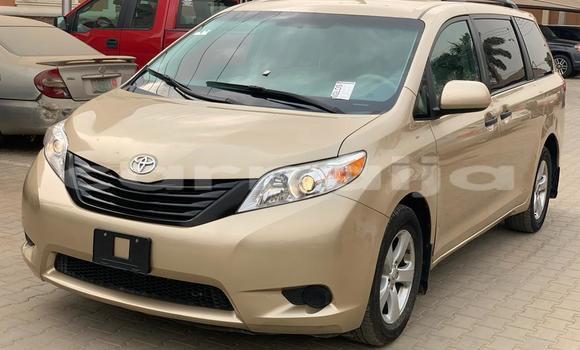 Buy Used Toyota Sienna Other Car in Badagri in Lagos Buy Used Toyota Sienna Other Car in Badagri in Lagos