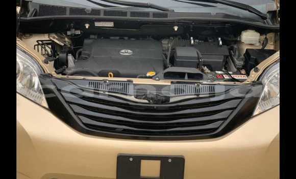Buy Used Toyota Sienna Other Car in Badagri in Lagos Buy Used Toyota Sienna Other Car in Badagri in Lagos