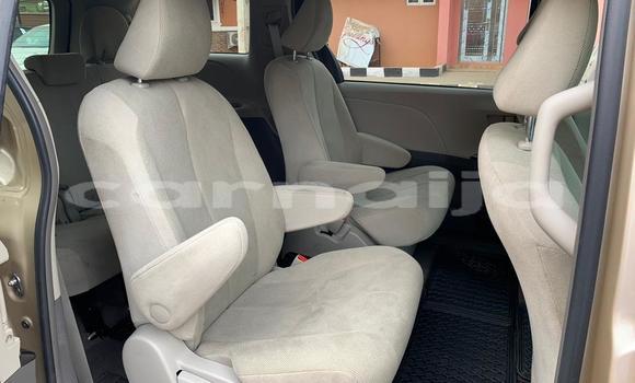 Buy Used Toyota Sienna Other Car in Badagri in Lagos Buy Used Toyota Sienna Other Car in Badagri in Lagos