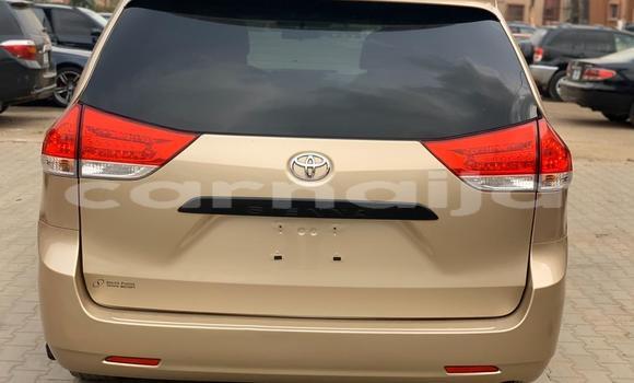 Buy Used Toyota Sienna Other Car in Badagri in Lagos Buy Used Toyota Sienna Other Car in Badagri in Lagos