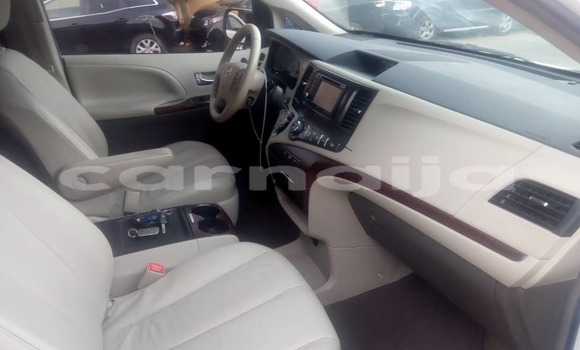 Acheter Occasion Voiture Toyota Sienna Blanc à Lagos, État de Lagos Acheter Occasion Voiture Toyota Sienna Blanc à Lagos, État de Lagos